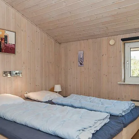 Five-bedroom Holiday In Ringkobing 2 Søndervig