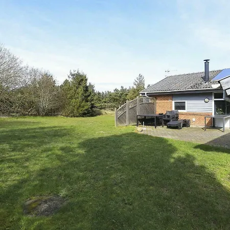 Five-bedroom Holiday In Ringkøbing 2 Søndervig