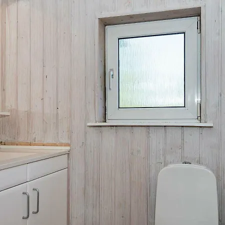 Five-bedroom Holiday In Ringkobing 2 Søndervig
